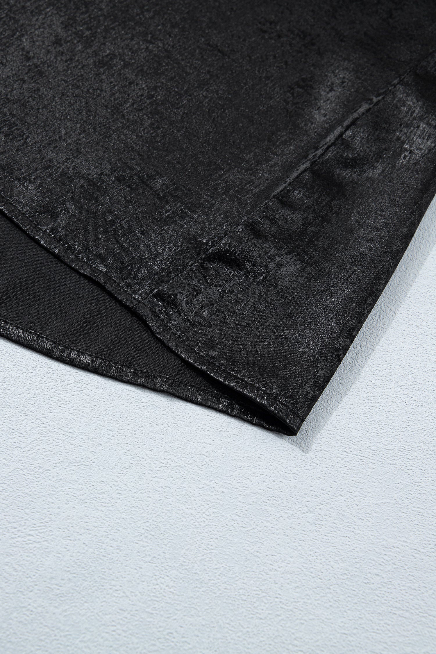 Black Metallic Round Neck Cap Sleeve Tee